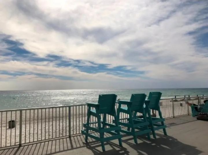 Couples Getaway, Honeymoon Sweet, Perfectly Cozy Beach Front Condo With Kitchen, Pool, Free Parking,Check-In At Door Panama Stadt Aparthotel