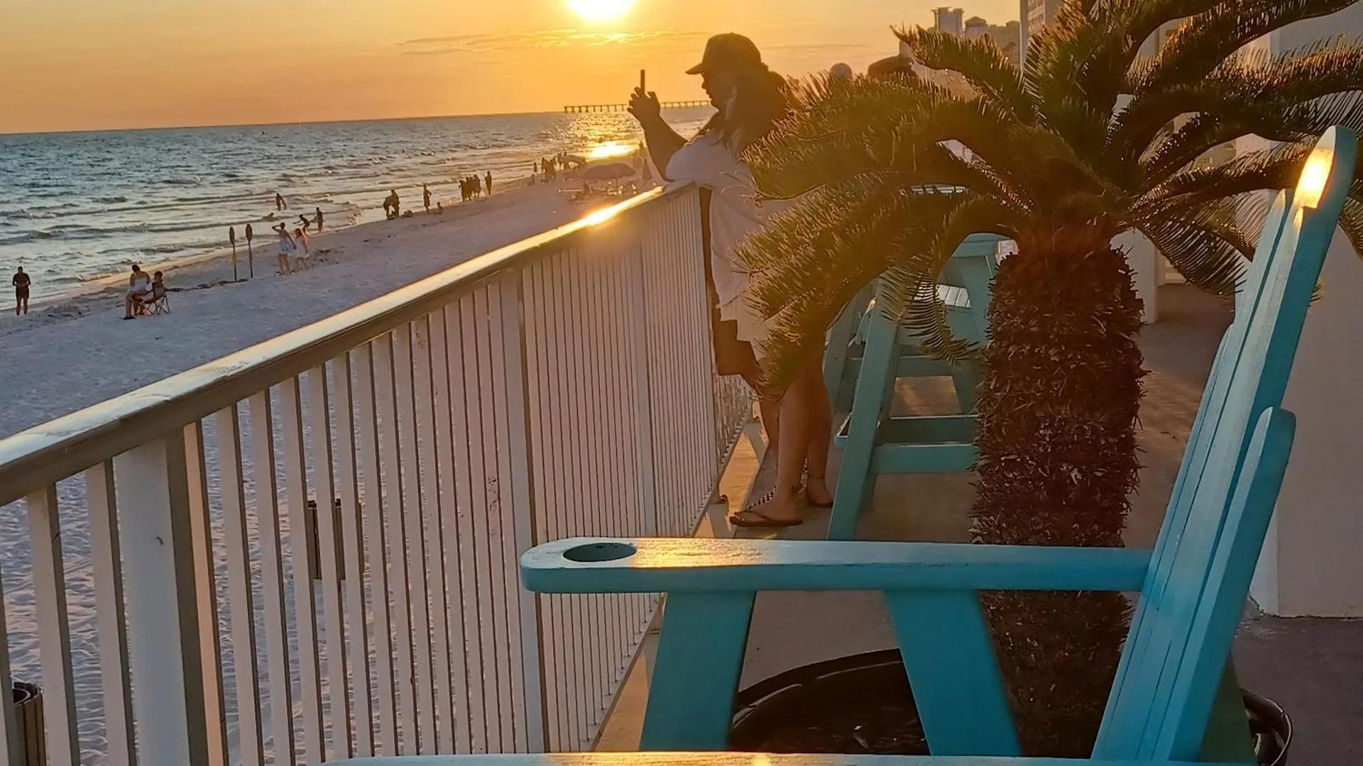Couples Getaway, Honeymoon Sweet, Perfectly Cozy Beach Front Condo With Kitchen, Pool, Free Parking,Check-In At Door Panama Stadt Aparthotel